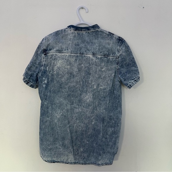 (M) Divided Shirt Short Sleeve denim casual - Picture 4 of 5
